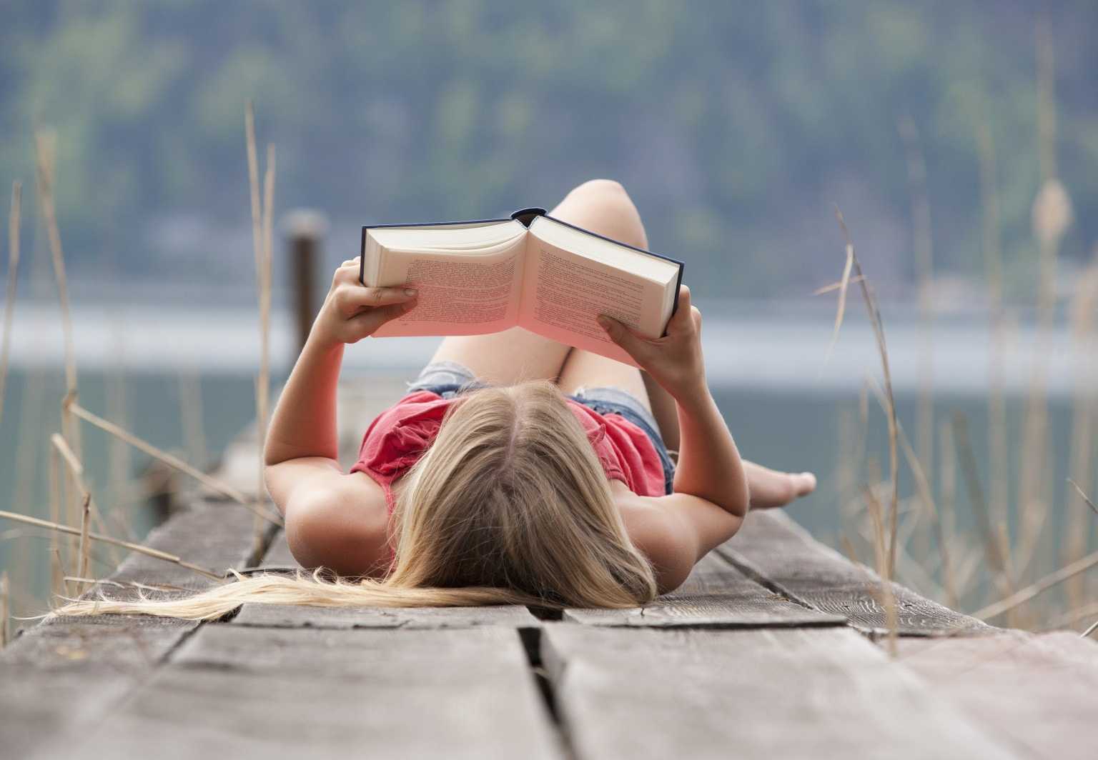 Что почитать в отпуске? 13 книг с летним настроением ⋆ www.aleksandraart.com