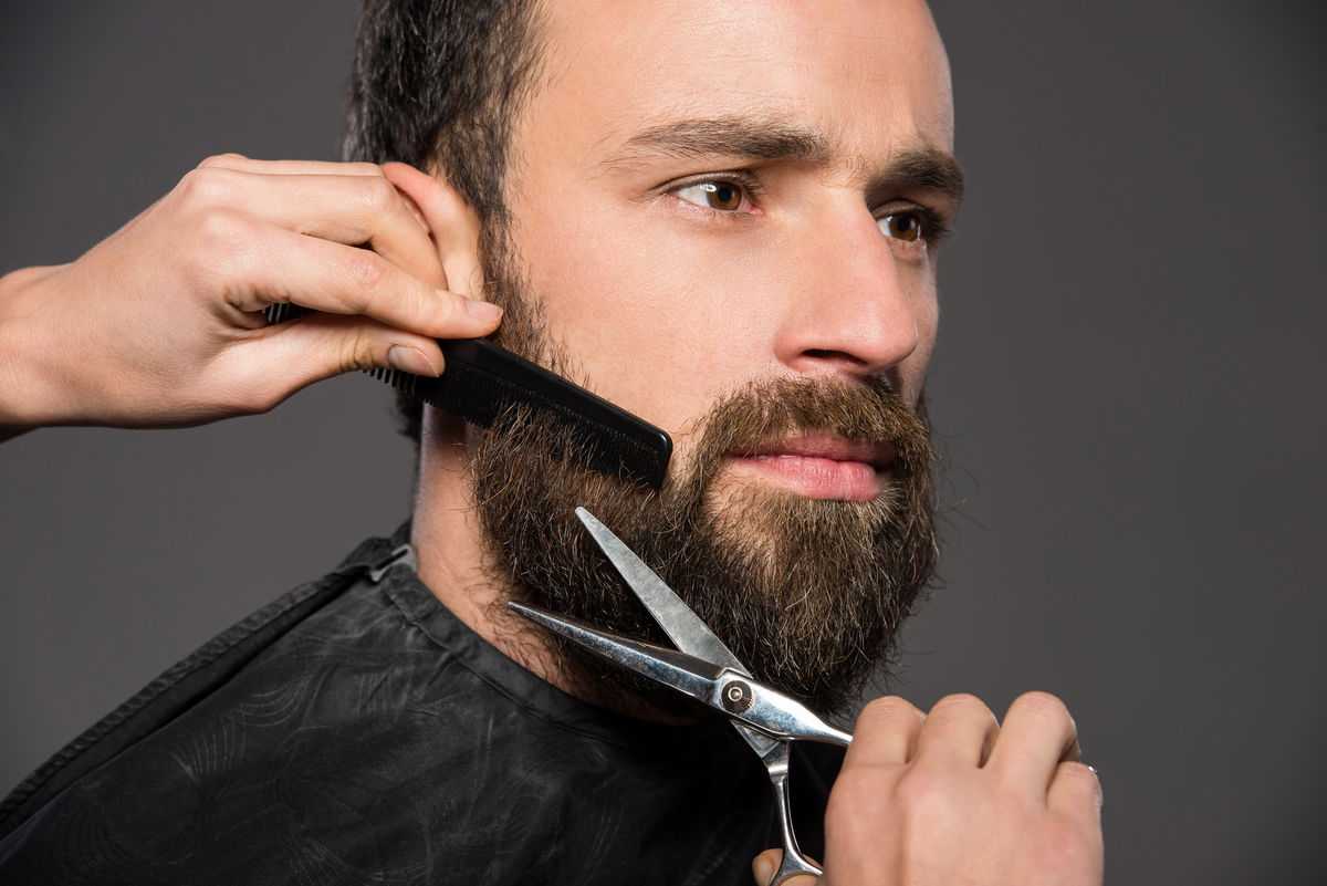 Барбершоп - это салон или парикмахерская для мужчин Здесь делают современные стрижки, красят волосы, бреют бороду, ухаживют за ней и красят по необходимости
