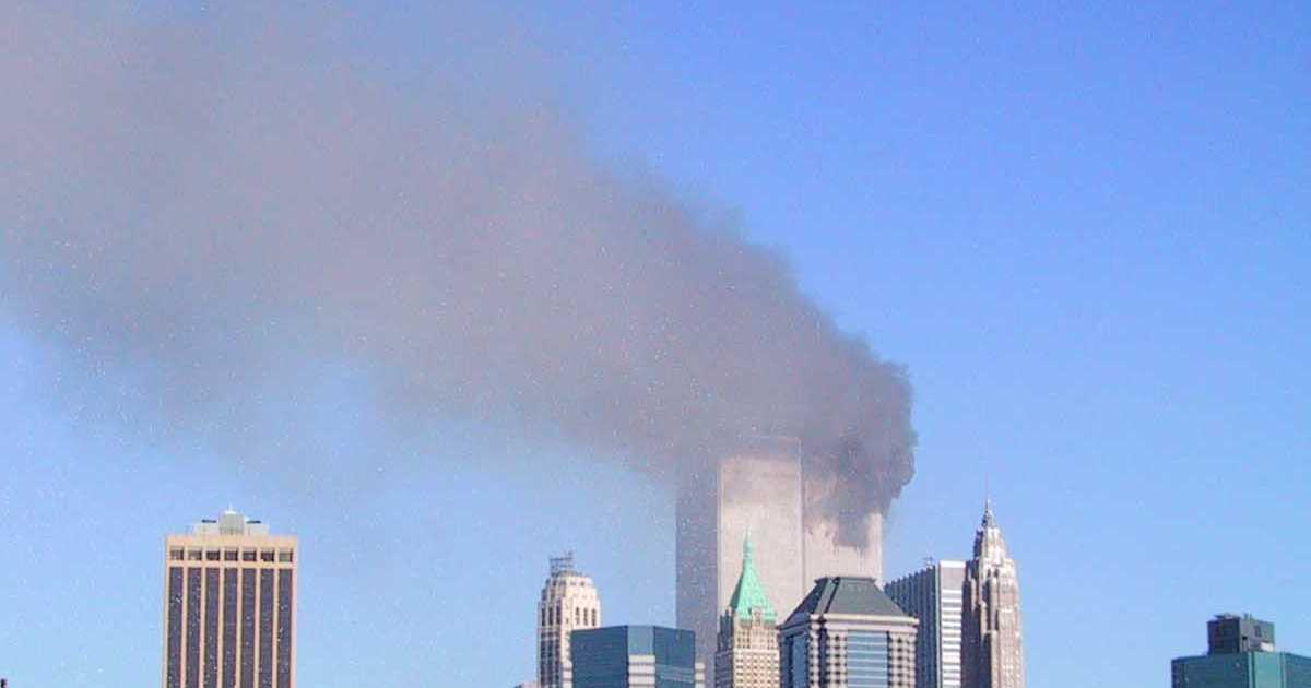 Теракты 11 сентября 2001 года организация. 11 Сентября 2001 года башни Близнецы. США 2001 11 сентября 110 этаж. Башни-Близнецы Нью-Йорк 2022. Башни Близнецы 11 сентября 2022.