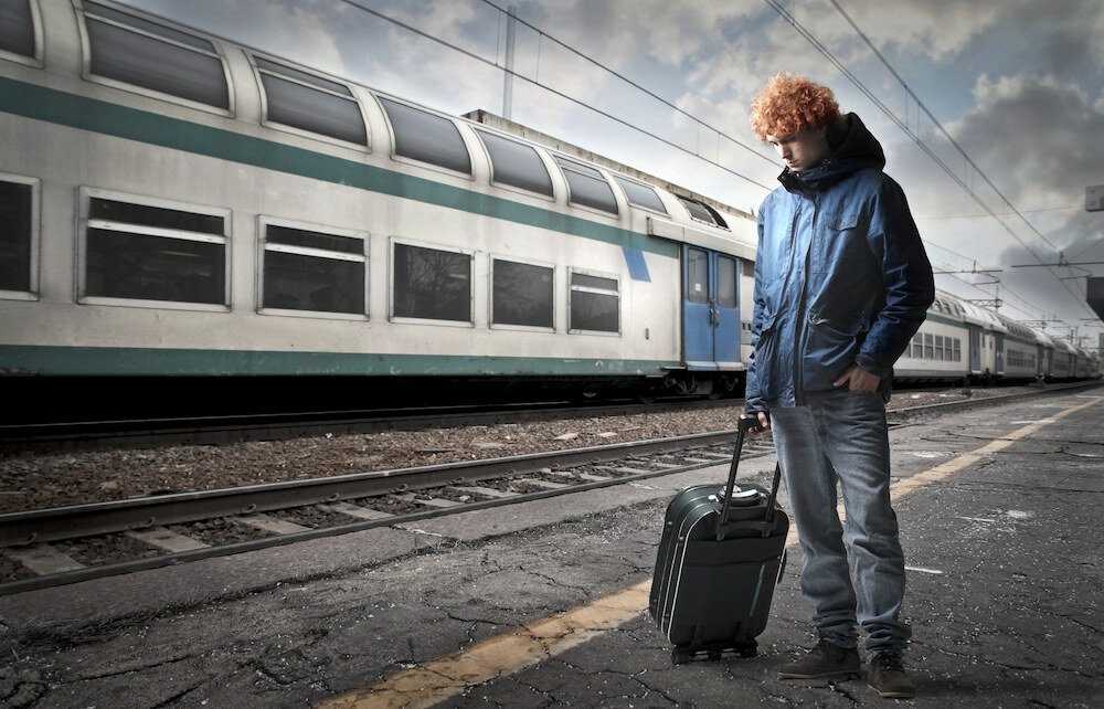 Сон: поезд, опоздать на поезд. к чему снится опоздать на поезд женщине - tolksnov.ru