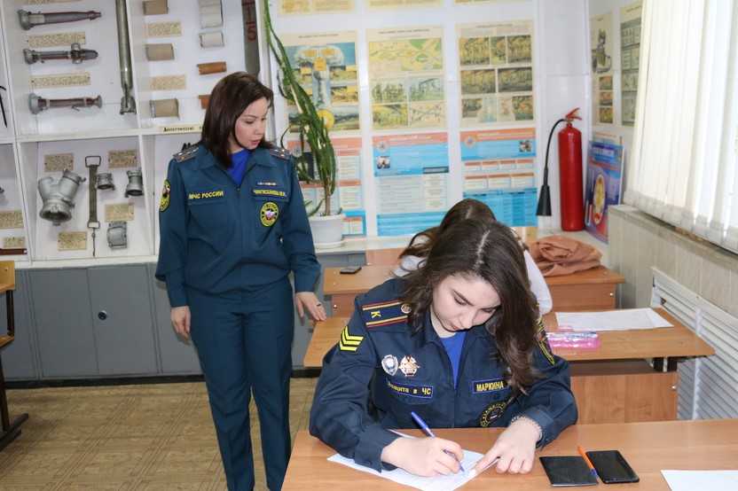 Как стать пожарным-спасателем: собственный опыт трудоустройства
