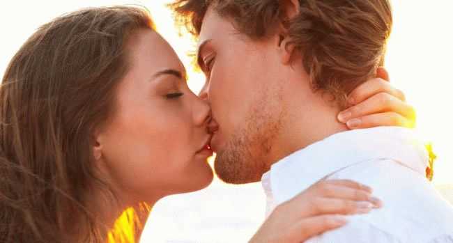 ᐉ лучшие техники поцелуя сведут с ума парня. как научиться целоваться с языком или французкий поцелуй - mariya-mironova.ru